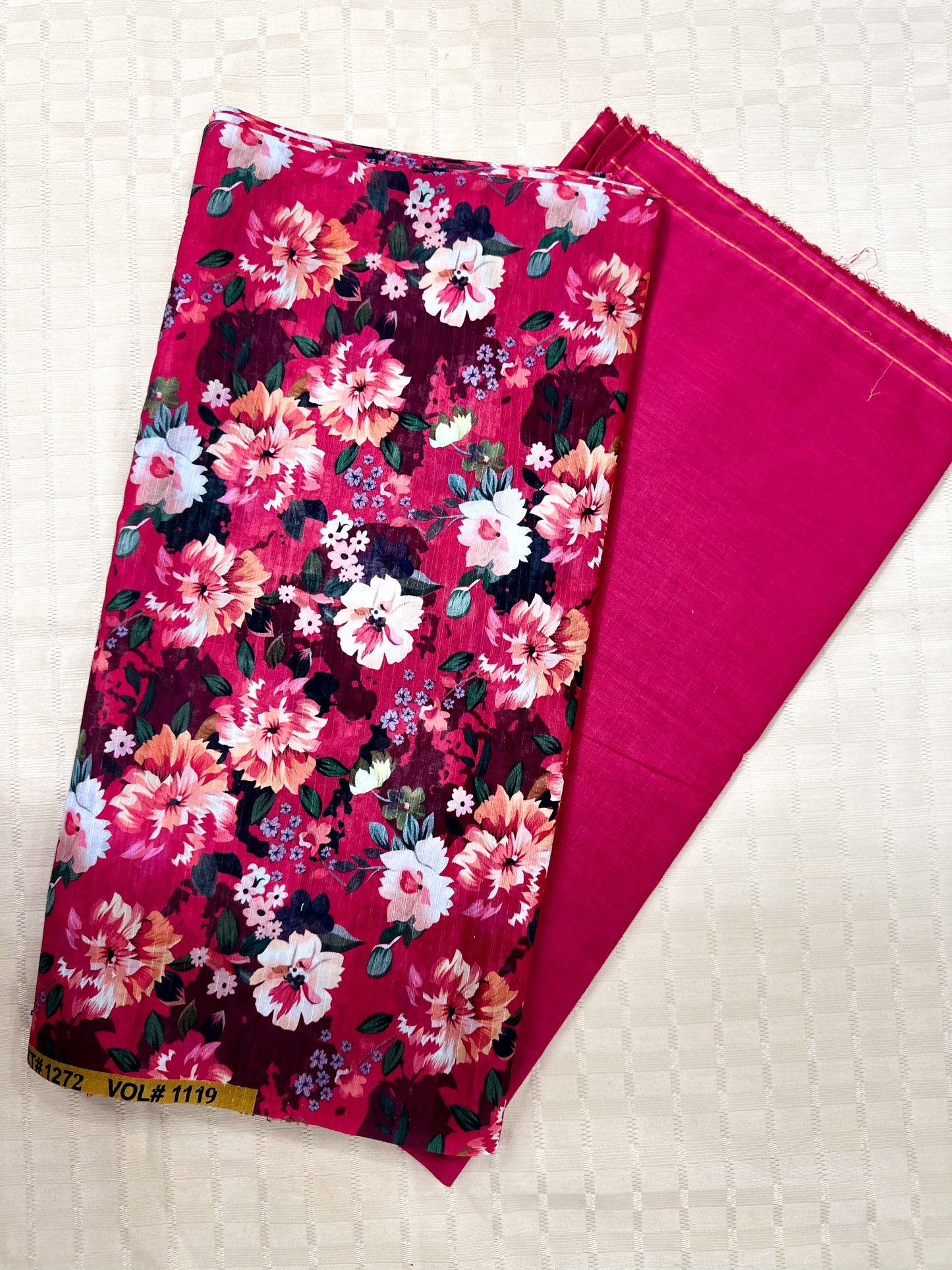 2 Pcs Doriya Lawn Print suit ( line texture )